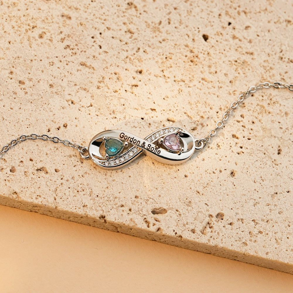 Selbstgemachtes graviertes Armband für Paare