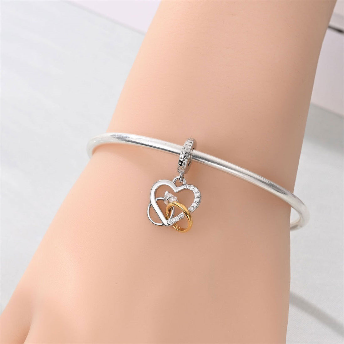 Romantisches DIY-Armband für Paare
